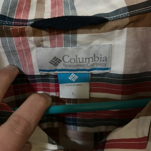 Colombia Flannel button up long sleeve shirt - Picture 2 of 6